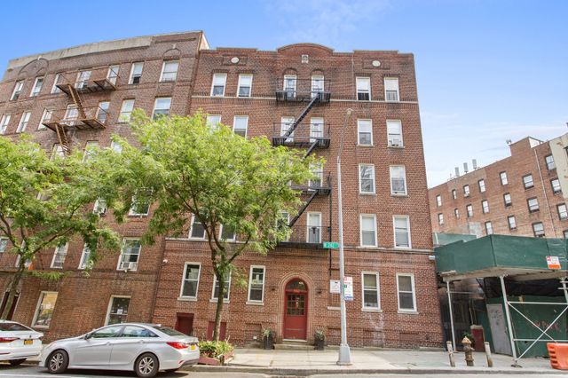 $1,600 | 4582 Manhattan College Parkway, Unit 2A | Kingsbridge