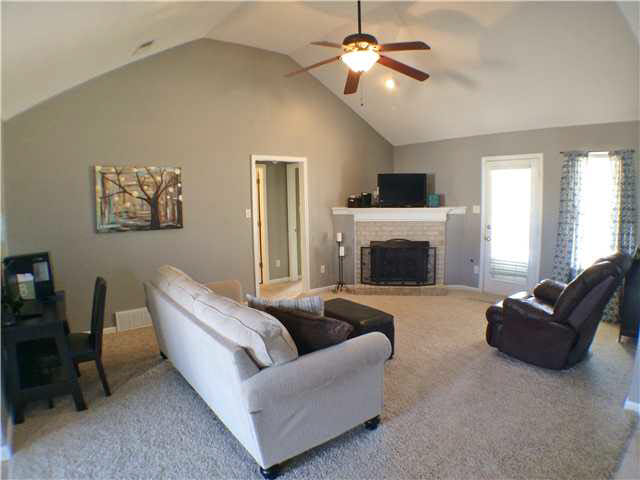 2705 Breezy Ridge Trail Memphis, TN 38016 - Photo 13 of 25 Gallery Image 13