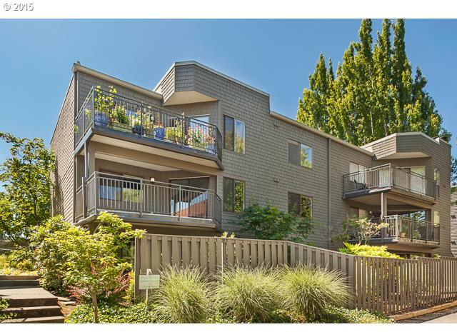 5606 South Riverside Lane, Unit 5 Portland, OR 97239 - Photo 3 of 16 Gallery Image 3