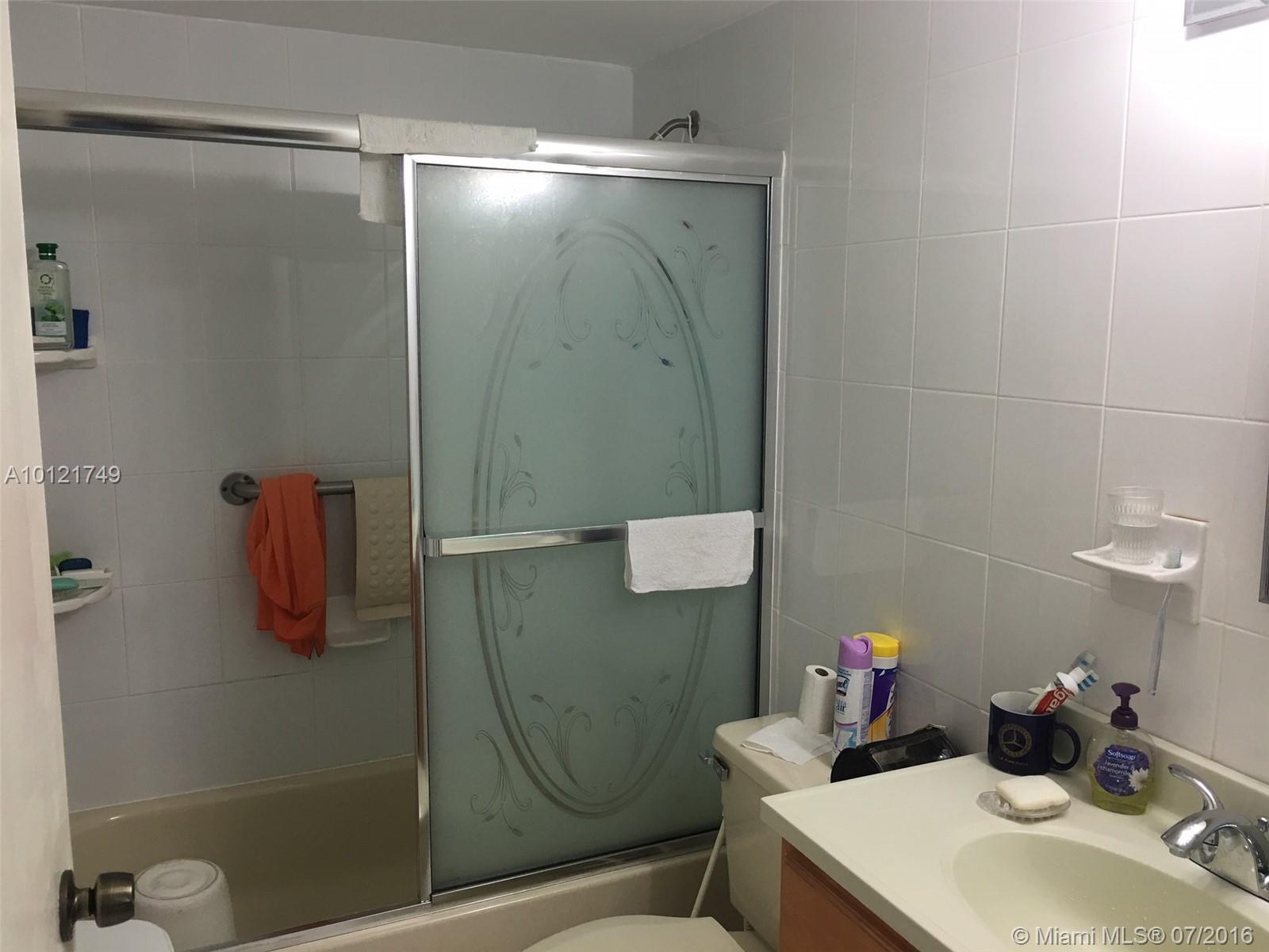 501 Southwest 1st Street, Unit 507 Miami, FL 33130 - Photo 7 of 9