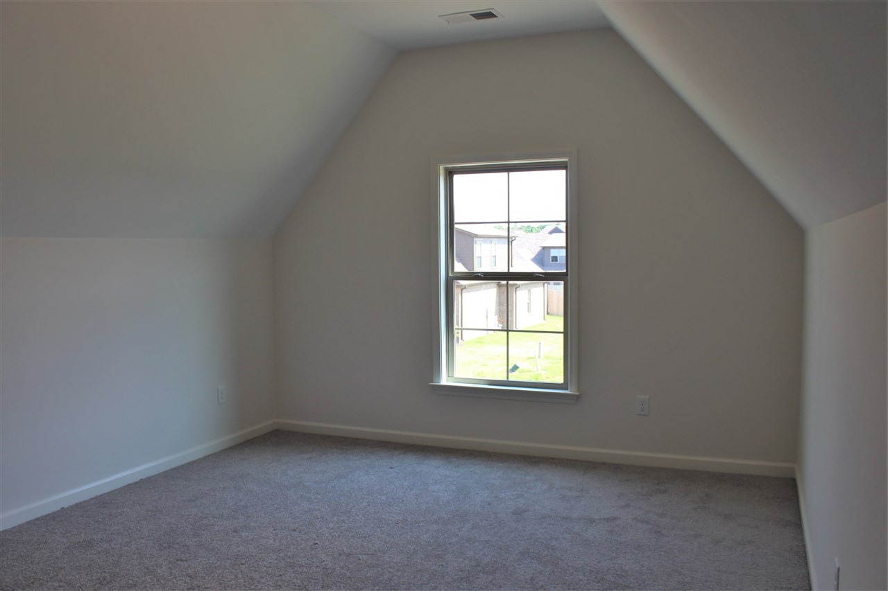 85 Cypress Point Road Oakland, TN 38060 - Photo 11 of 13 Gallery Image 11