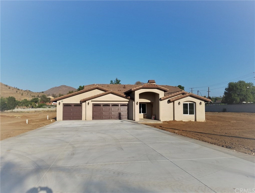 6380 Stover Avenue Riverside, CA 92505 - Photo 1 of 1 6380 Stover Ave - Look at the huge driveway!
