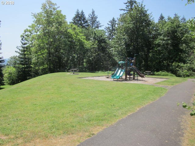 1430 Northwest Drake Street Camas, WA 98607 - Photo 14 of 21 Gallery Image 14