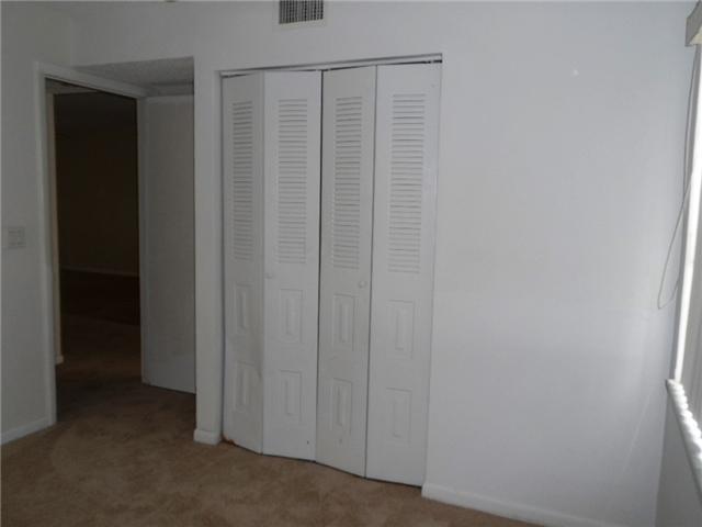 22100 Palms Way, Unit 101 Boca Raton, FL 33433 - Photo 6 of 10 Gallery Image 6