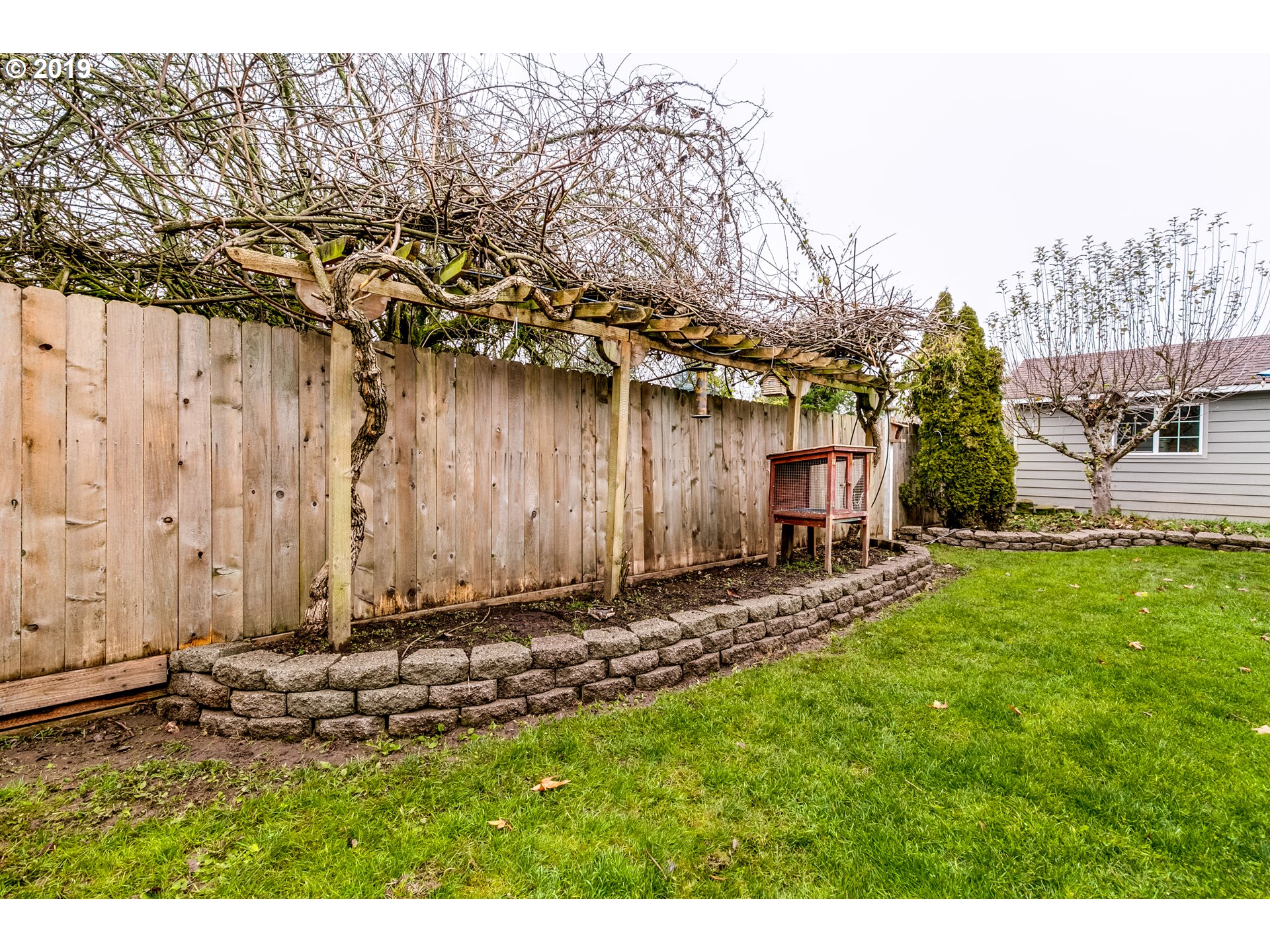 2966 Brett Loop Eugene, OR 97404 - Photo 24 of 32 Gallery Image 24