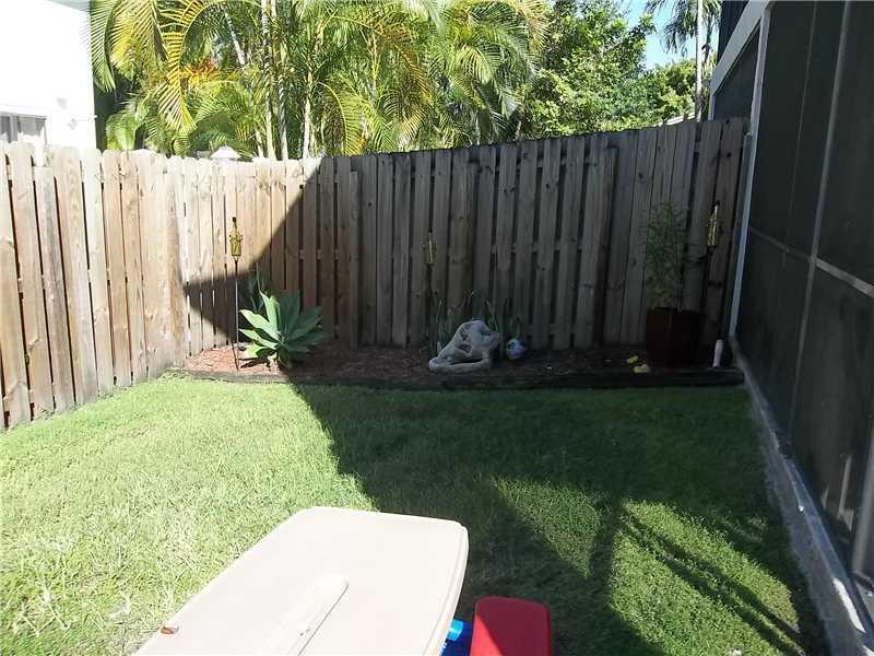 3583 Simms Street, Unit 3583 Hollywood, FL 33021 - Photo 16 of 17 Gallery Image 16