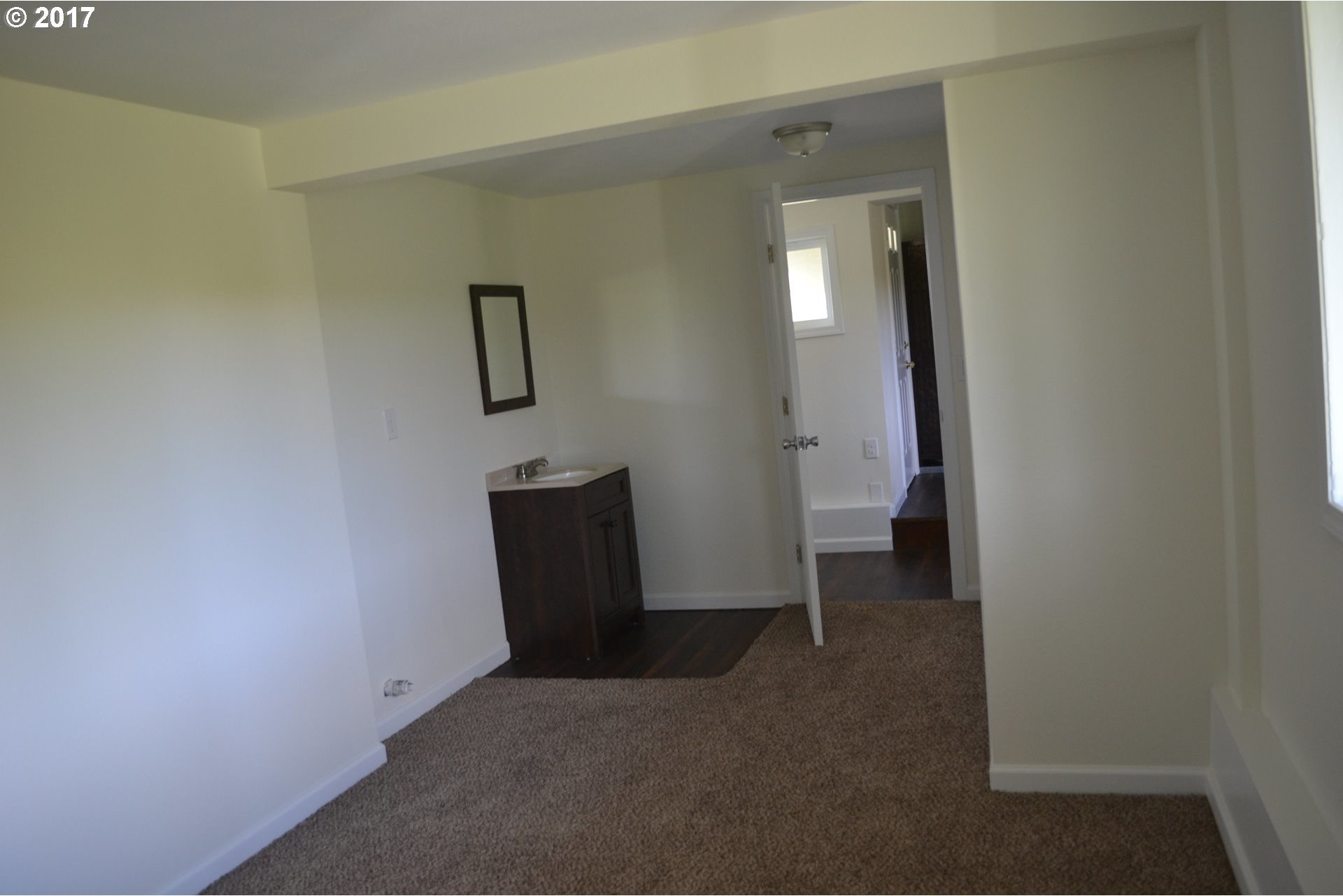 11542 Feller Road Northeast Hubbard, OR 97032 - Photo 10 of 20 Gallery Image 10