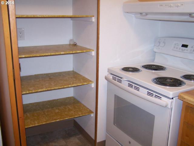 1403 Sallal Road Woodburn, OR 97071 - Photo 7 of 16 Gallery Image 7