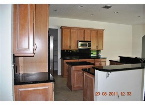 17620 Sunset Drive Southwest Ranches, FL 33331 - Photo 8 of 17 Gallery Image 8