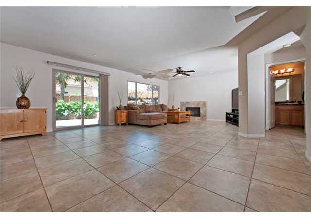 9514 Paseo De Los Castillos Santee, CA 92071 - Photo 8 of 25