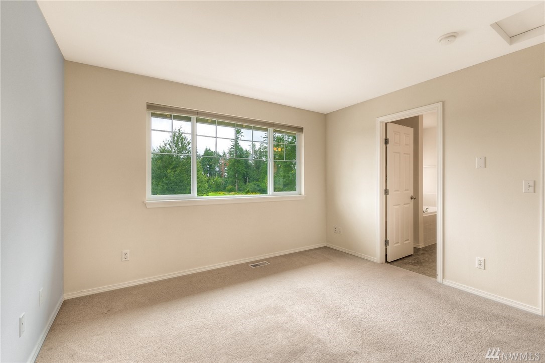 4004 Northeast 3rd Court Renton, WA 98056 - Photo 10 of 18