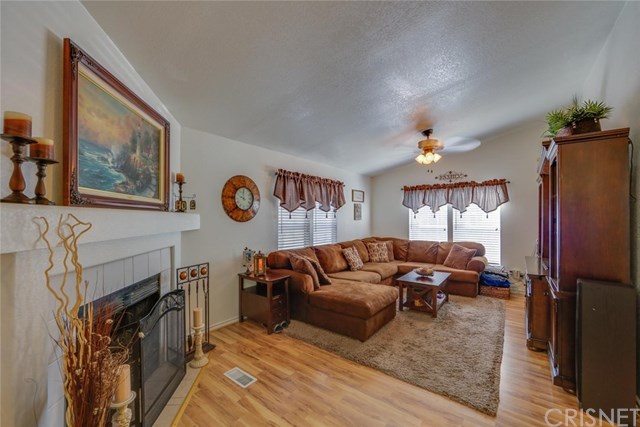 1550 Rory Lane, Unit 71 Simi Valley, CA 93063 - Photo 14 of 28