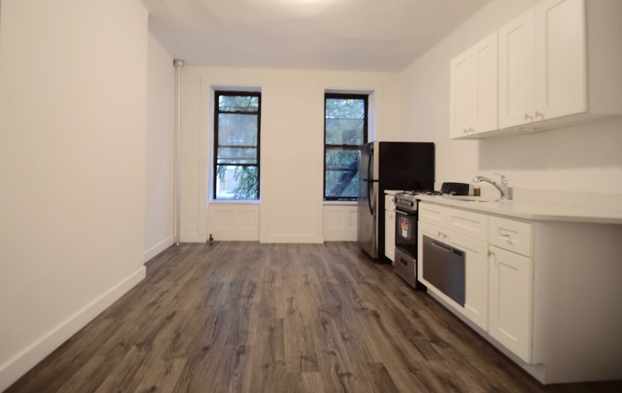 223 East 88th Street, Unit 1 Manhattan, NY 10128 - Photo 4 of 5
