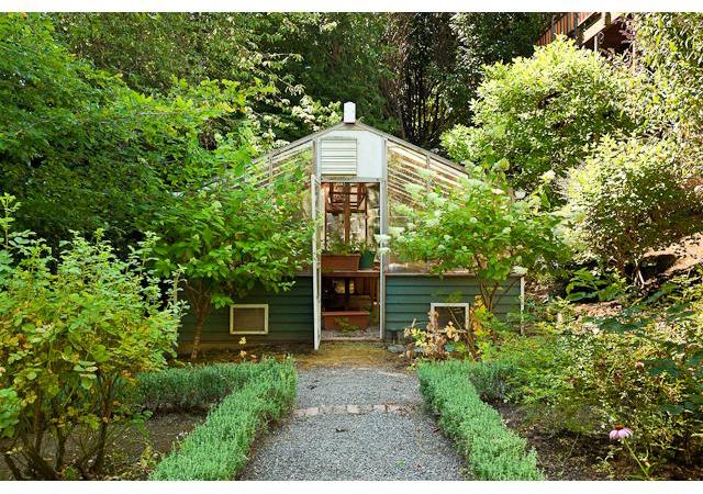 2640 Southwest Talbot Road Portland, OR 97201 - Photo 16 of 16