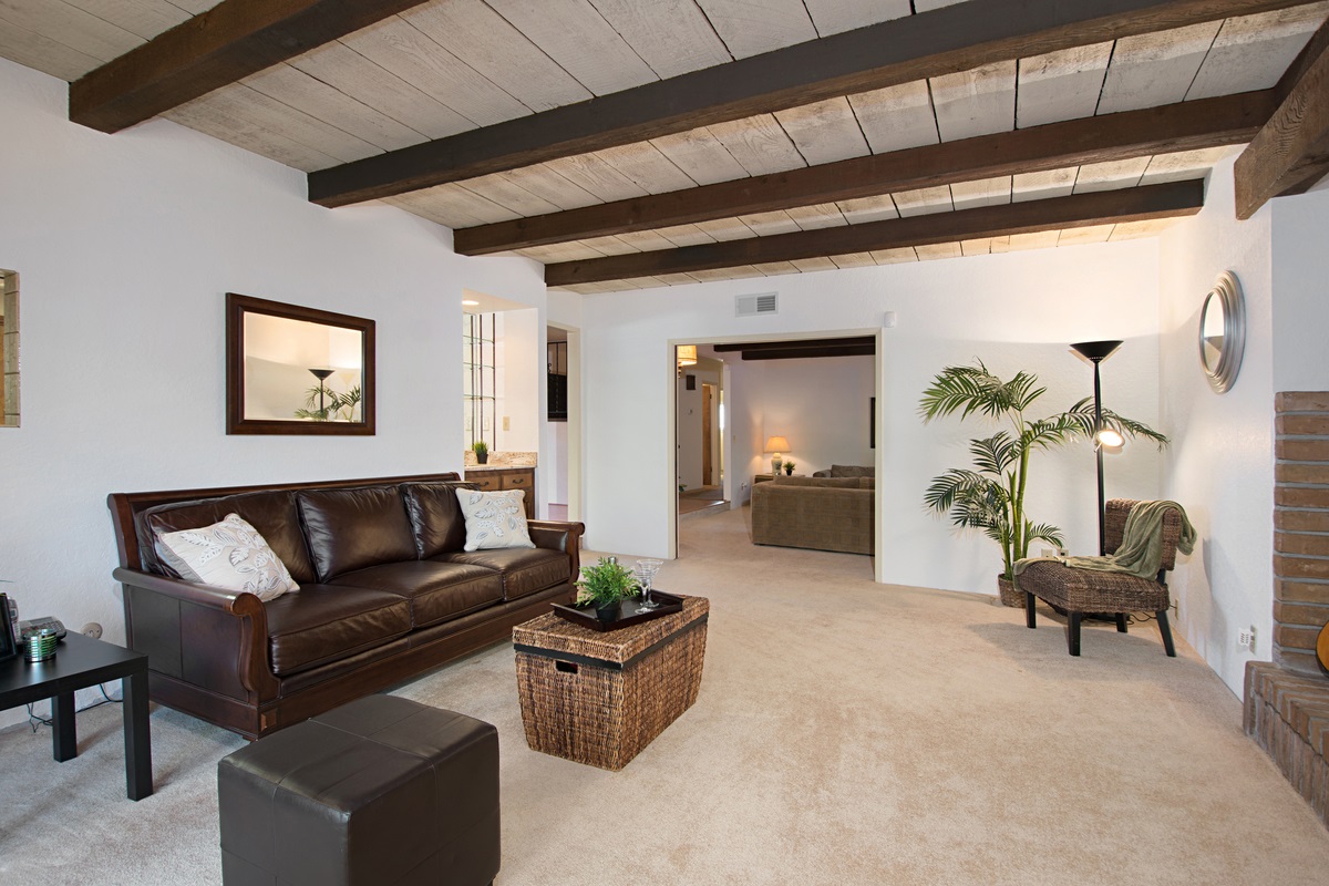 5760 Rutgers Road La Jolla, CA 92037 - Photo 7 of 23