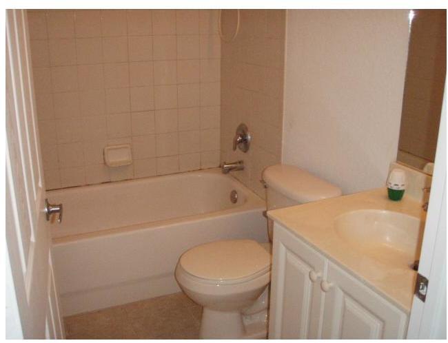 1931 Hibiscus Lane Riviera Beach, FL 33404 - Photo 8 of 10