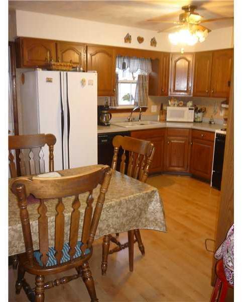 2105 Renton Road Plum, PA 15239 - Photo 8 of 16 Gallery Image 8