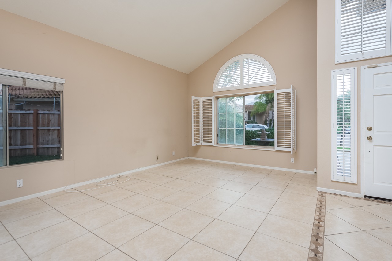 1891 Sea Pines Road El Cajon, CA 92019 - Photo 5 of 25