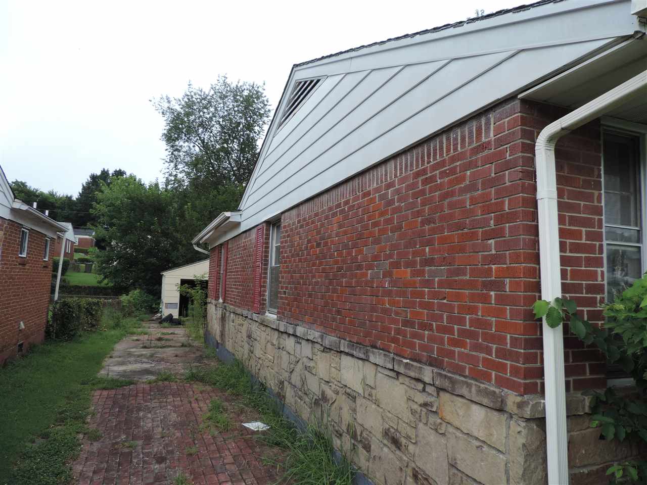 1497 East Alcy Road Memphis, TN 38106 - Photo 6 of 8