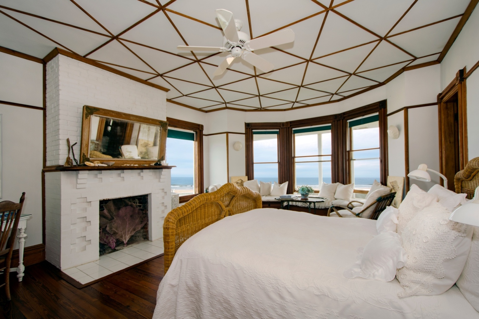 40 Association Road Wainscott, NY 11975 - Photo 14 of 22