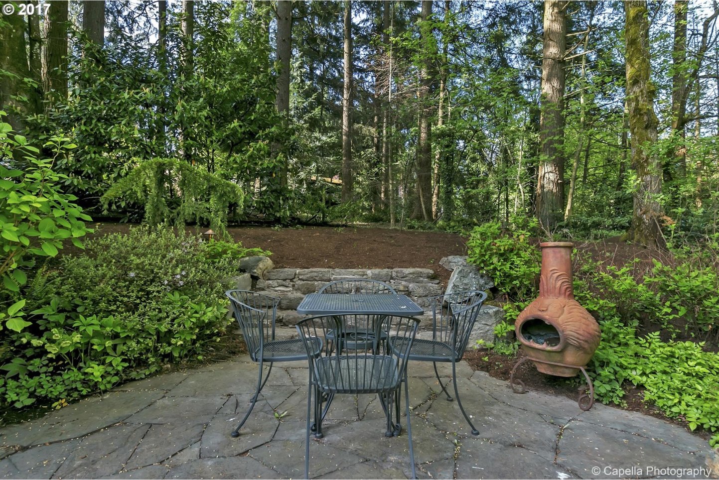 905 Southwest Cheltenham Street Portland, OR 97239 - Photo 17 of 25 Gallery Image 17