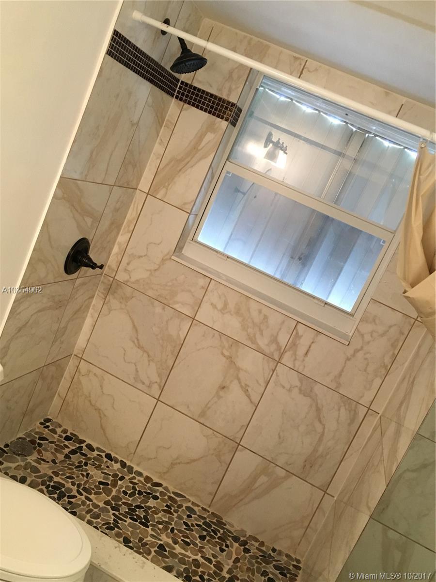 2016 Northeast 32nd Court, Unit 29 Lighthouse Point, FL 33064 - Photo 8 of 15