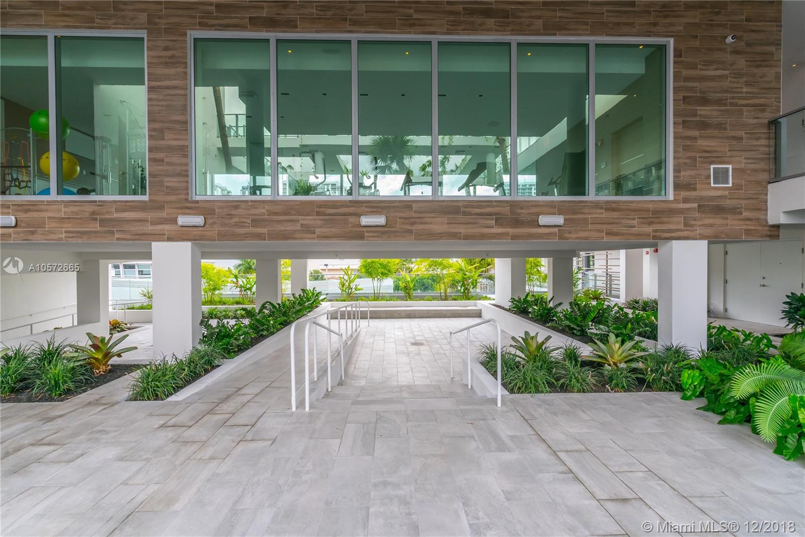 1201 20th Street, Unit PH01 Miami Beach, FL 33139 - Photo 23 of 33