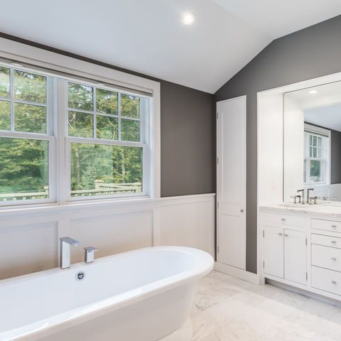 6 Southwood Court, Amagansett, NY 11930 Compass