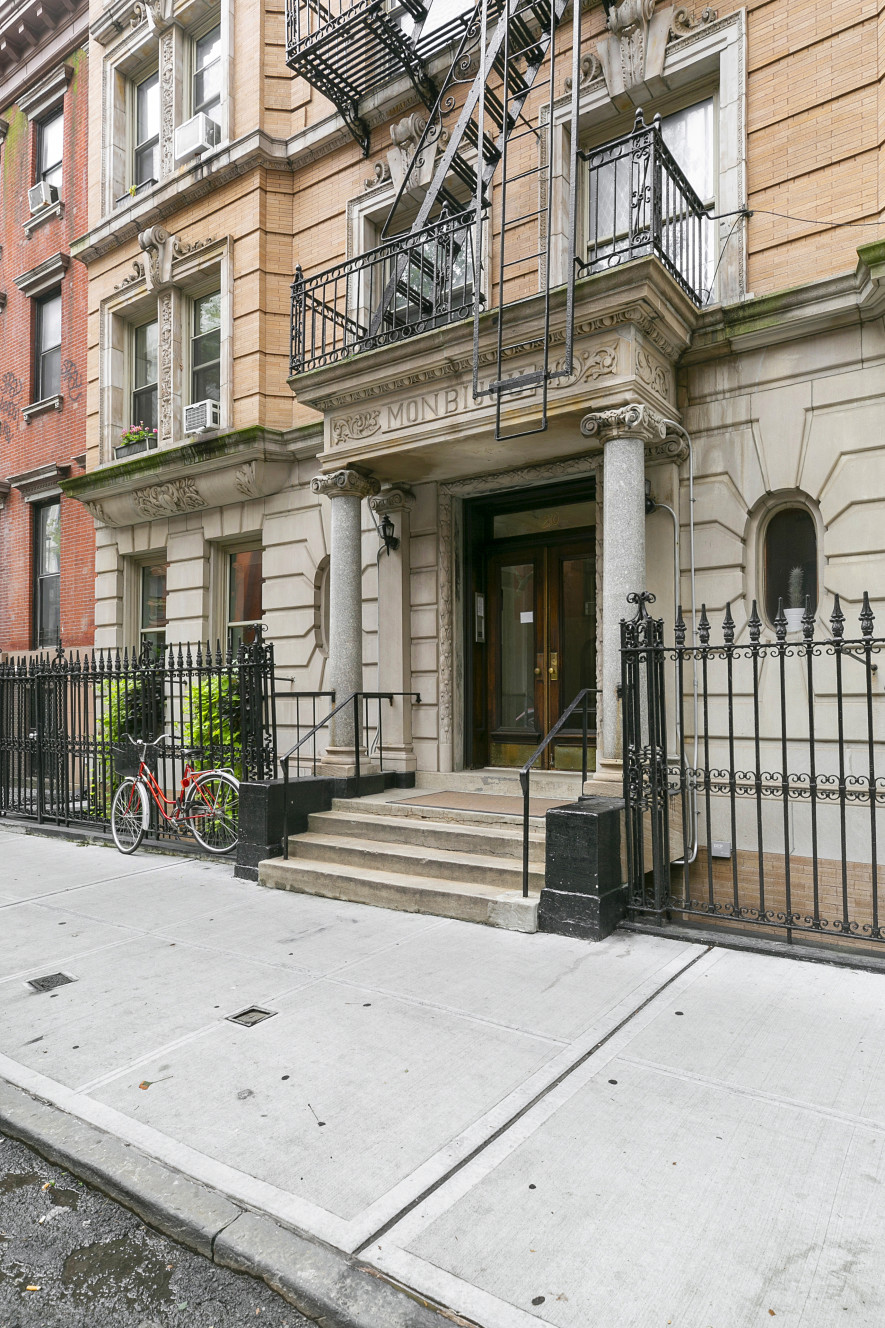 210 East 17th Street, Unit 5B Manhattan, NY 10003 - Photo 7 of 15