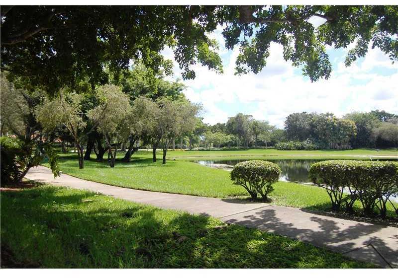 1470 Garden Road Weston, FL 33326 - Photo 21 of 24 Gallery Image 21