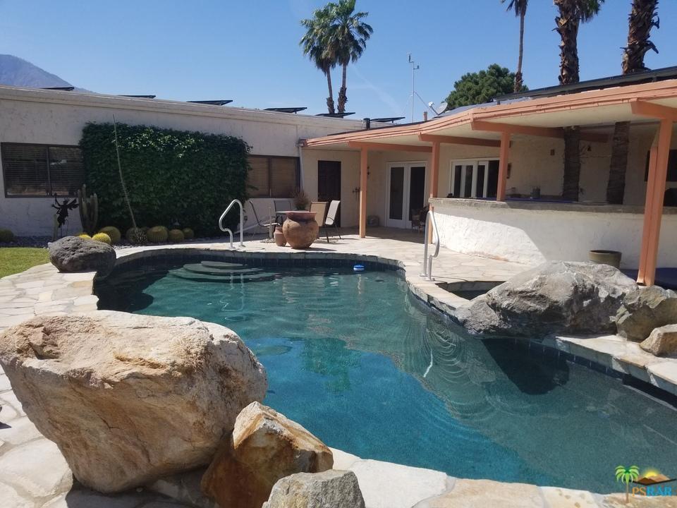 2295 Tamarisk Road Palm Springs, CA 92262 - Photo 16 of 21