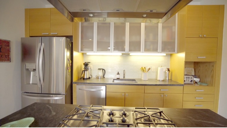 552 West 43rd Street, Unit 4A Manhattan, NY 10036 - Photo 8 of 12