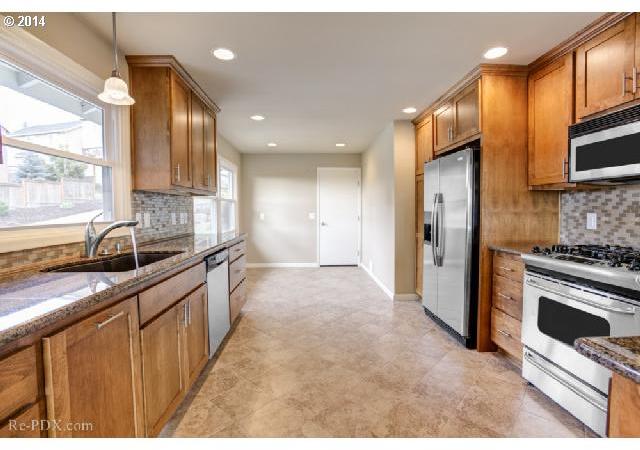 12615 Southwest Beef Bend Road Tigard, OR 97224 - Photo 6 of 16 Gallery Image 6