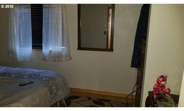 52906 Old Broadbent Road Myrtle Point, OR 97458 - Photo 14 of 32 Gallery Image 14