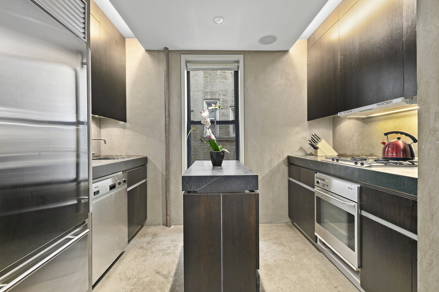 340 West 19th Street, Unit 14 Manhattan, NY 10011 - Photo 6 of 10