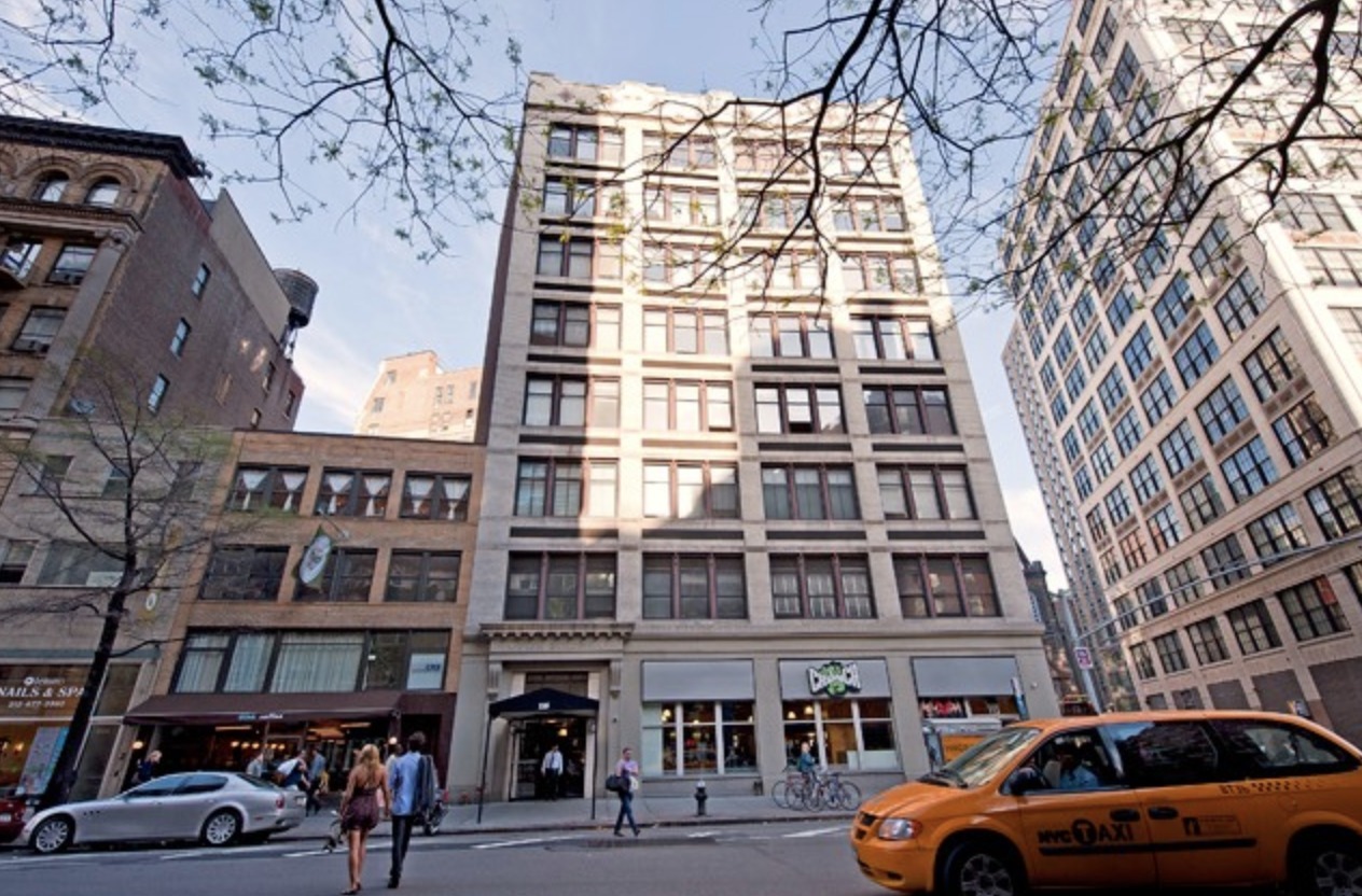 THE PETERSFIELD 115 4th Ave, Manhattan, NY 10003 - Photo 4 of 5