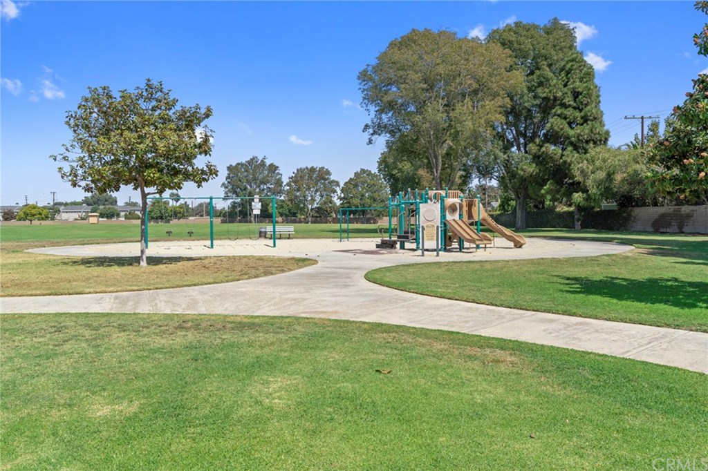 223 23rd Street Costa Mesa, CA 92627 - Photo 10 of 10