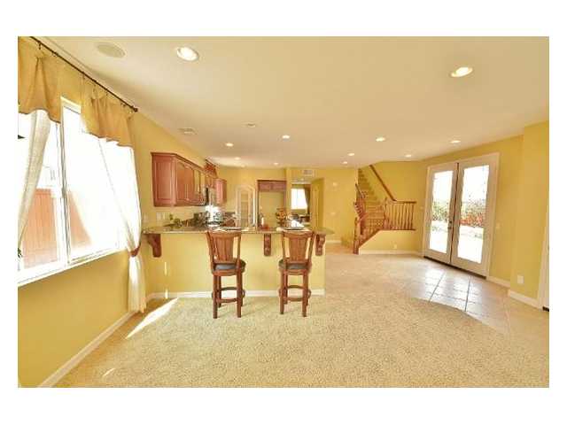 1047 Greenway Road Oceanside, CA 92057 - Photo 8 of 25 Gallery Image 8