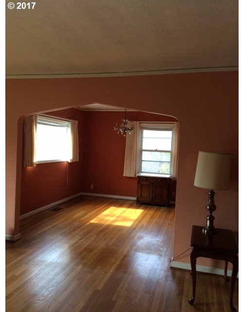 3909 Southwest Troy Street Portland, OR 97219 - Photo 24 of 28 Gallery Image 24