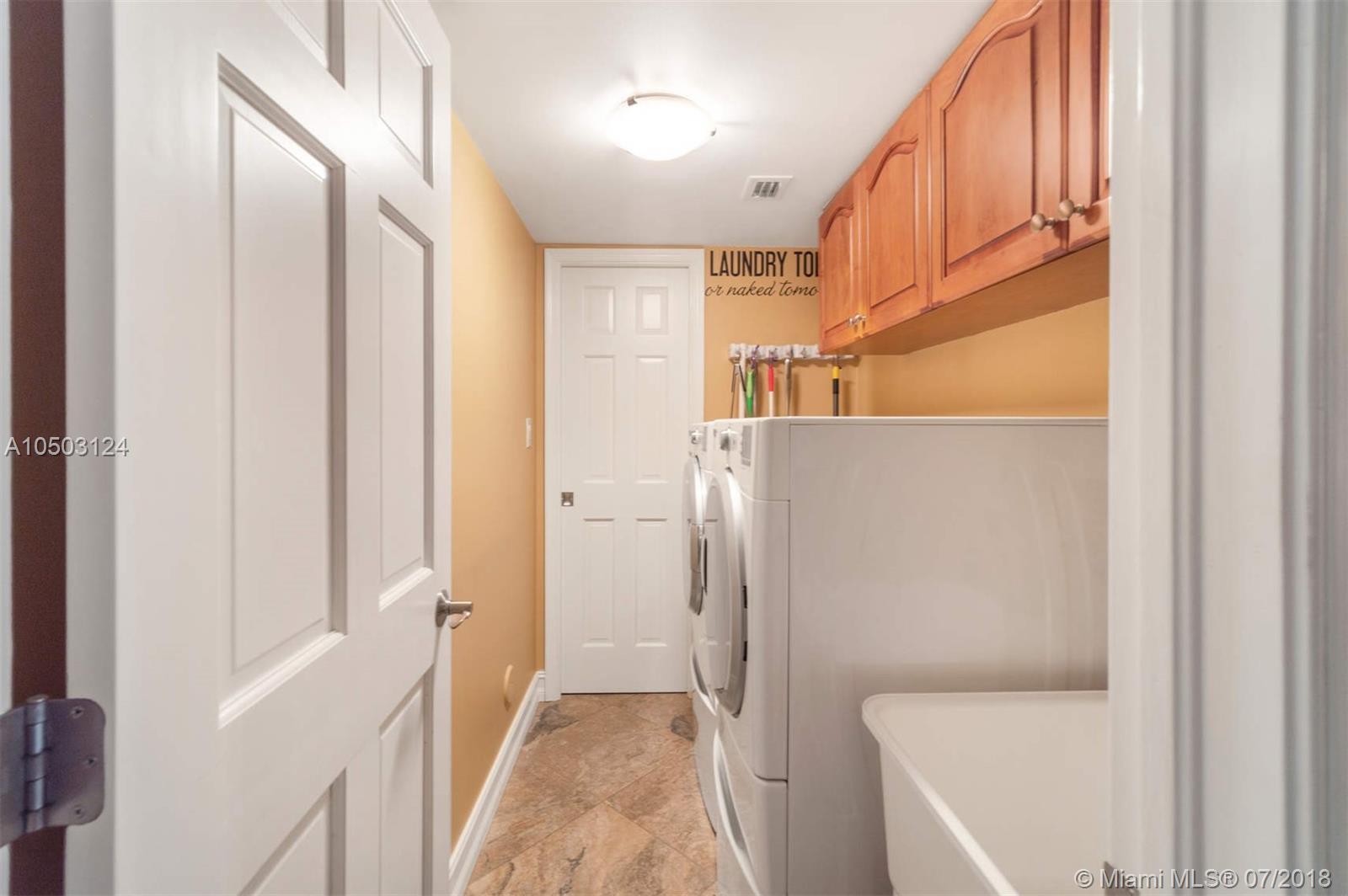 8140 Southwest 87th Terrace, Unit 8140 Miami, FL 33143 - Photo 12 of 21