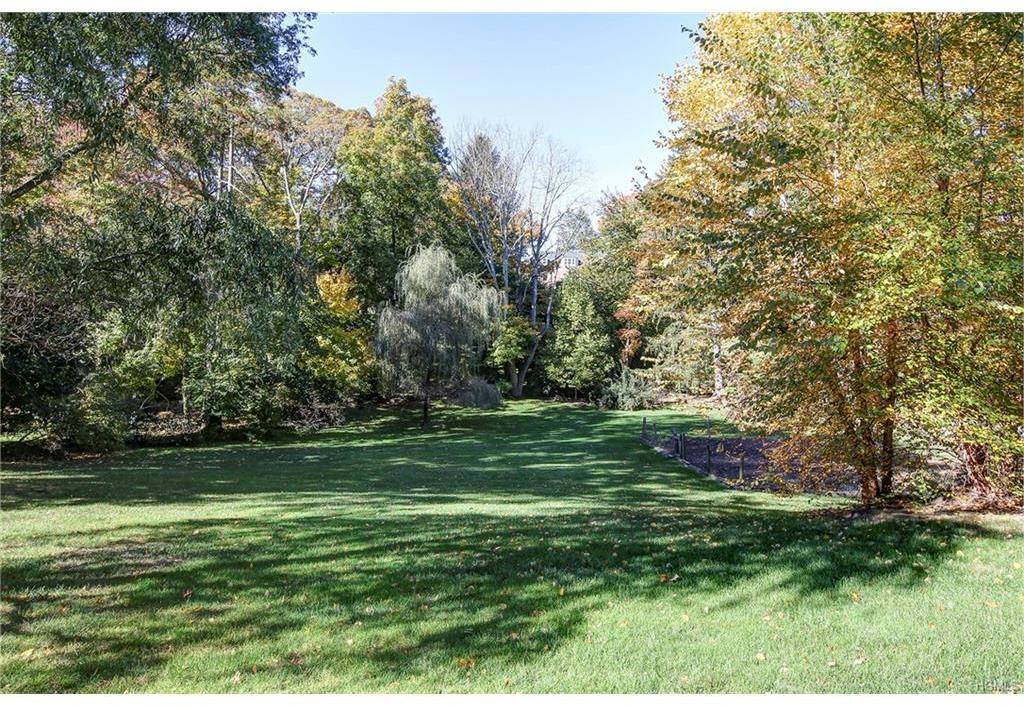 25 Club Road Rye, NY 10580 - Photo 6 of 27
