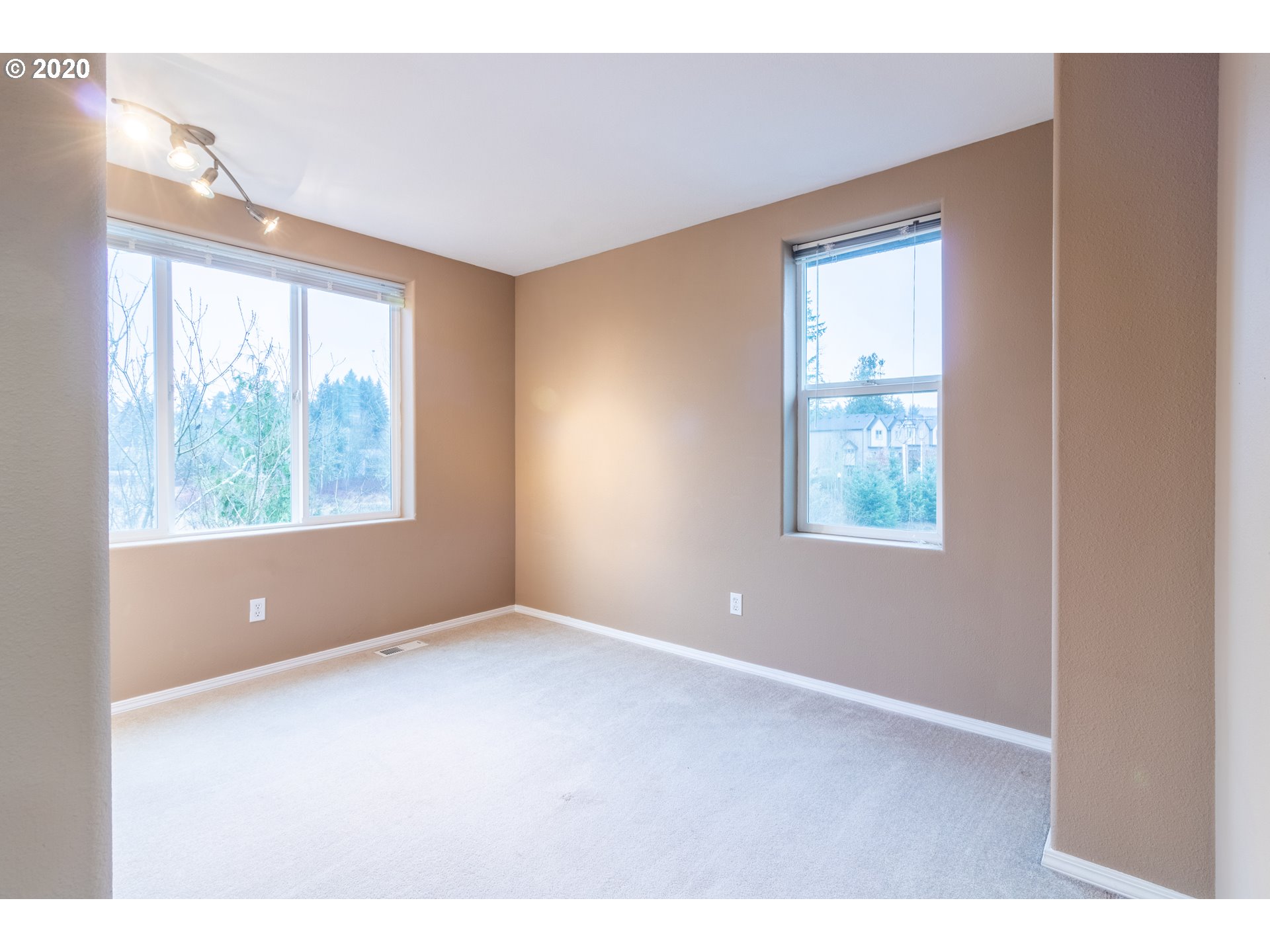 13780 Southwest Scholls Ferry Road, Unit 105 Beaverton, OR 97007 - Photo 17 of 29 Gallery Image 17