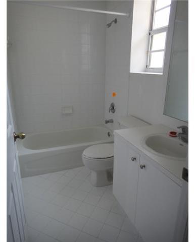 1555 Northeast 33rd Road, Unit 1032 Homestead, FL 33033 - Photo 10 of 13