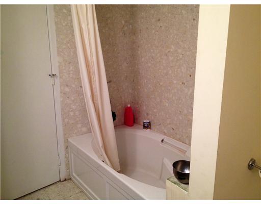 185 Southwest 7th Street, Unit 2412 Miami, FL 33130 - Photo 12 of 18
