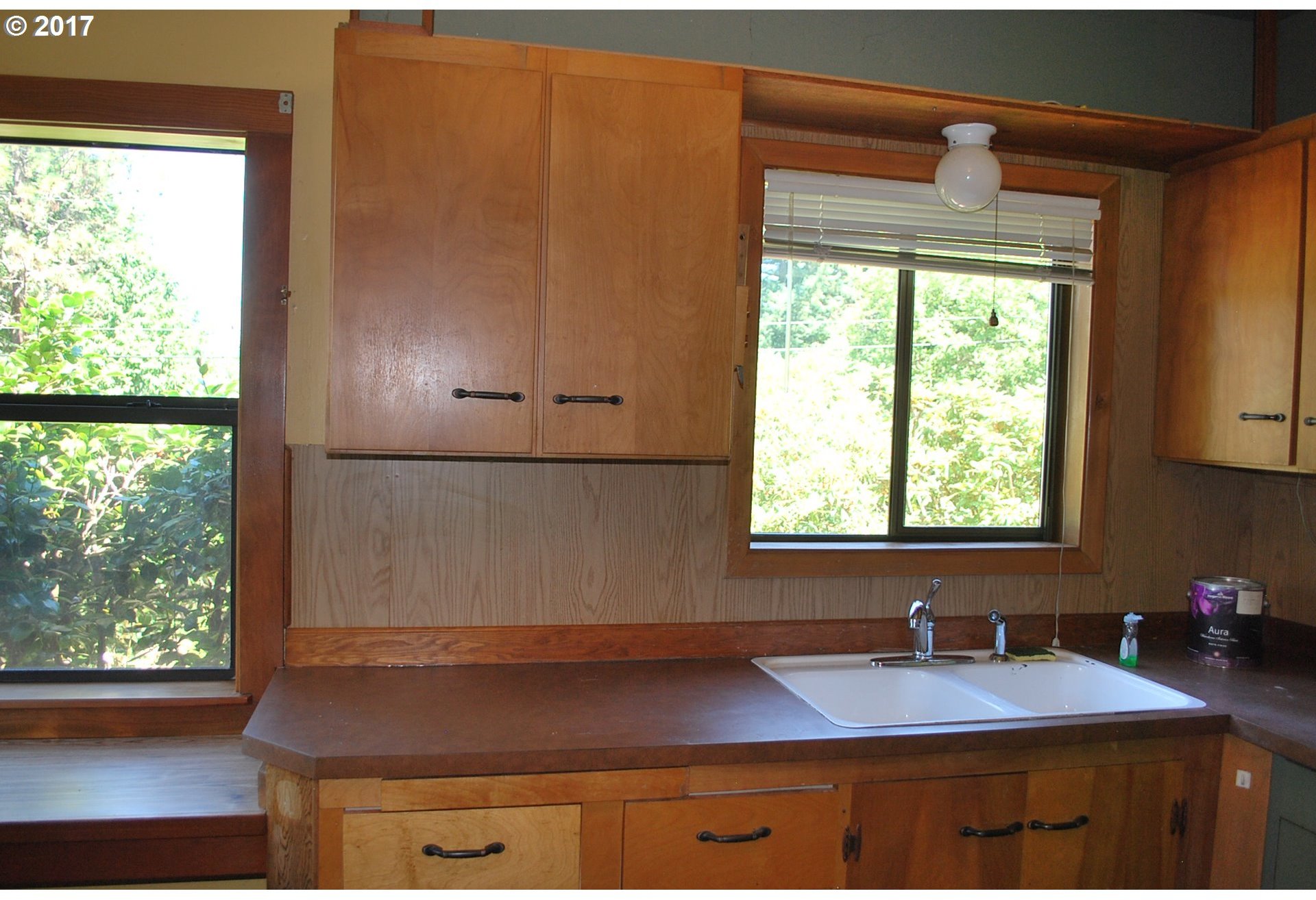4902 Southwest Custer Street Portland, OR 97219 - Photo 14 of 24 Gallery Image 14