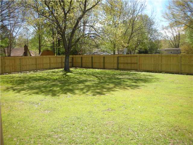 343 West Powell Road Collierville, TN 38017 - Photo 11 of 12 Gallery Image 11
