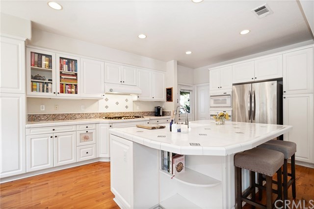 3 Hillside Lane Irvine, CA 92620 - Photo 15 of 39