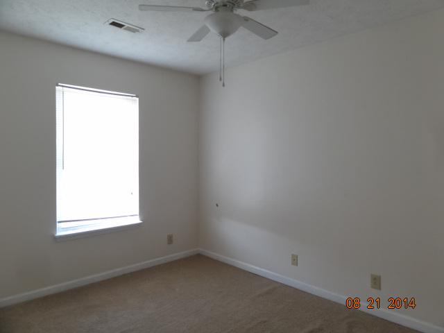 402 Eddy Street Oak Grove, KY 42262 - Photo 6 of 12