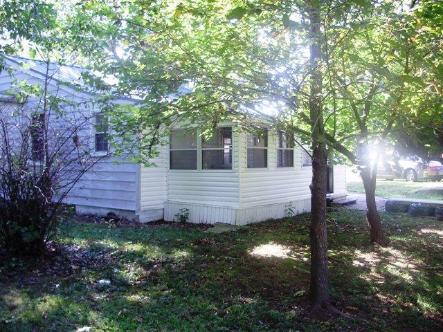 424 High Point Road Clarksville, TN 37042 - Photo 2 of 27 Back of Home