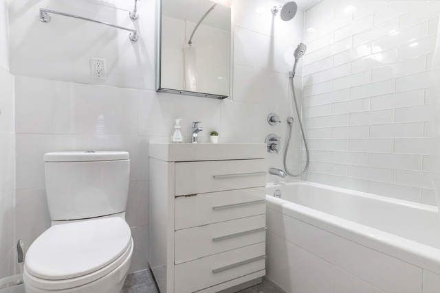 $775,000 | 122 Ashland Place, Unit 10L | Downtown Brooklyn